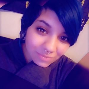 Meet your Posher, Eva